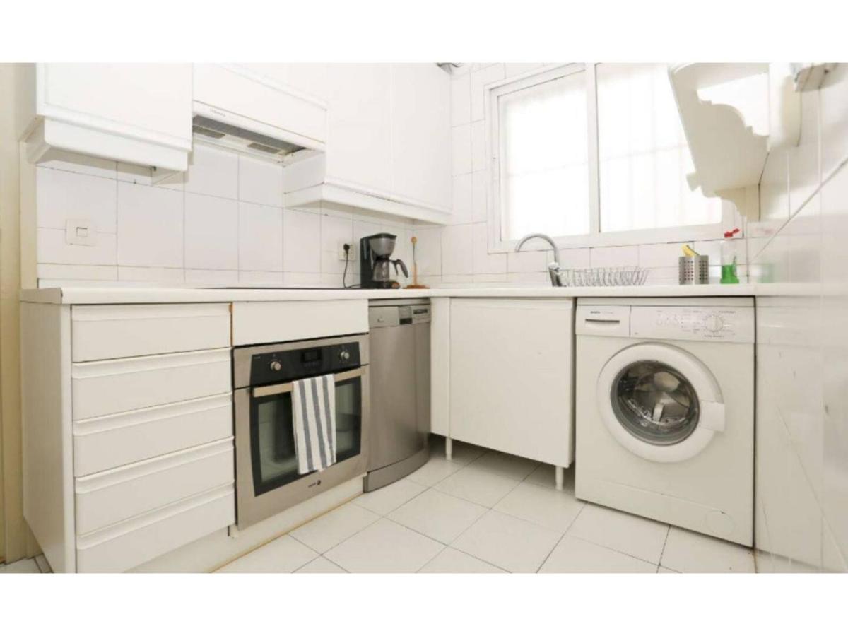 Apartamento con vistas al lado del Bernabeu Madrid Exterior foto