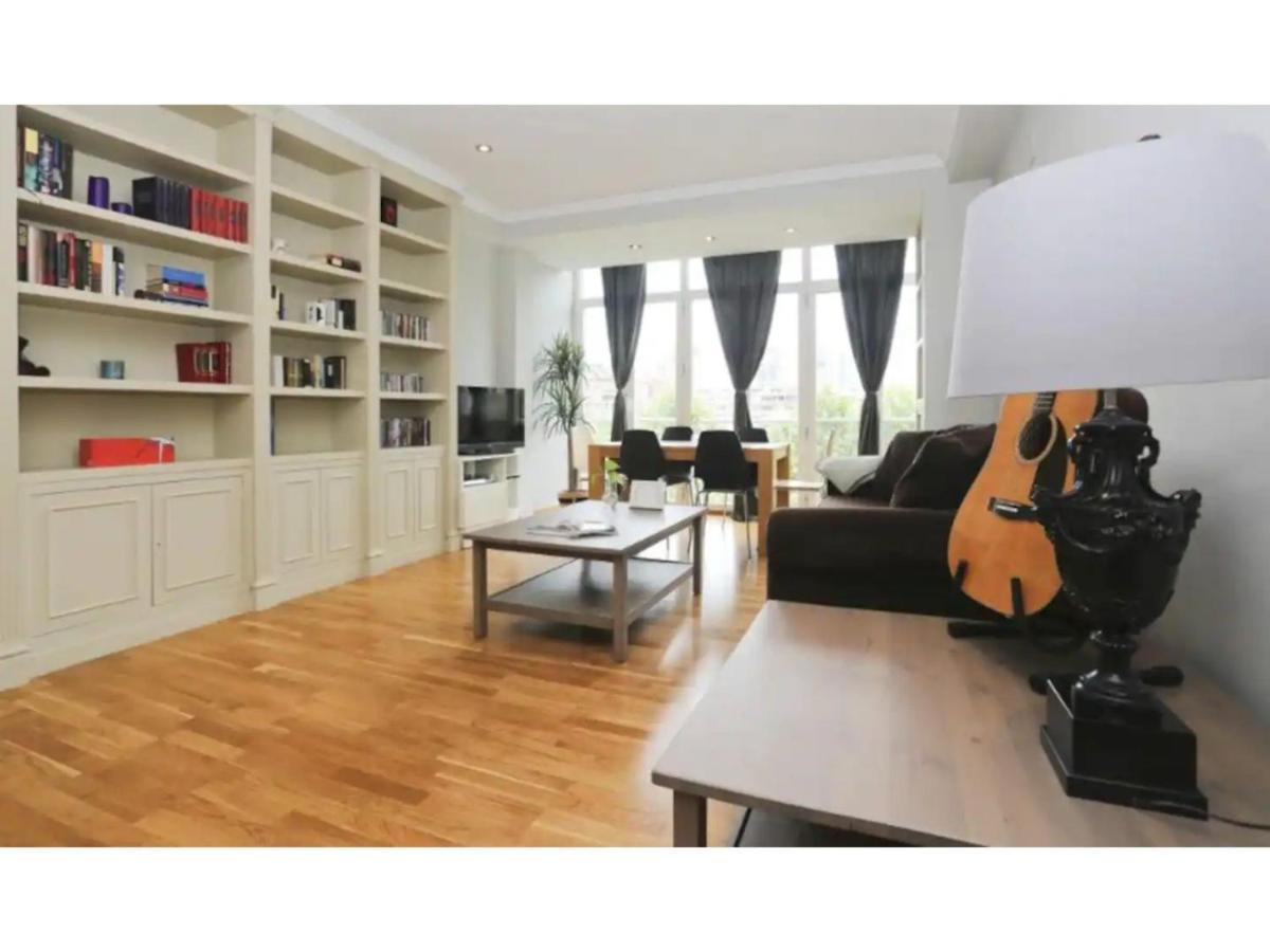 Apartamento con vistas al lado del Bernabeu Madrid Exterior foto